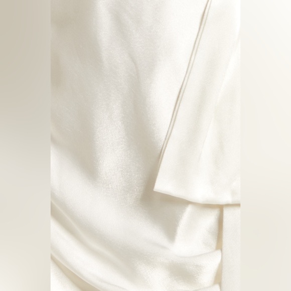 NWOT Elliatt Saronic One-Shoulder Dress - Picture 6 of 11